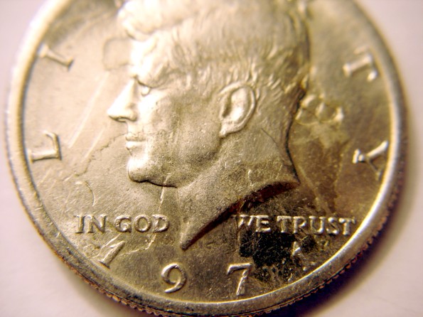 1971-Kenndy-Half-Dollar---Obverse-Anomaly?